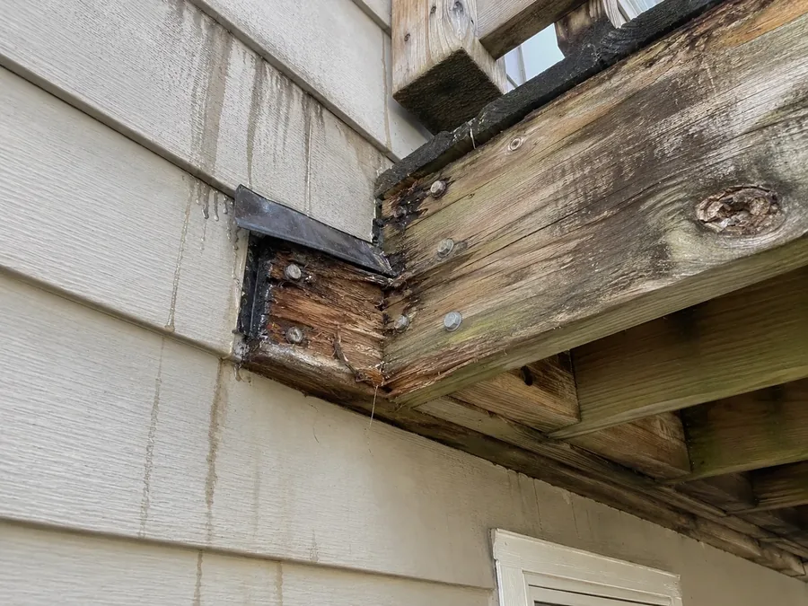 Exterior elevated element inspection in progress